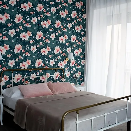 Maison Materdei 3* Neapel